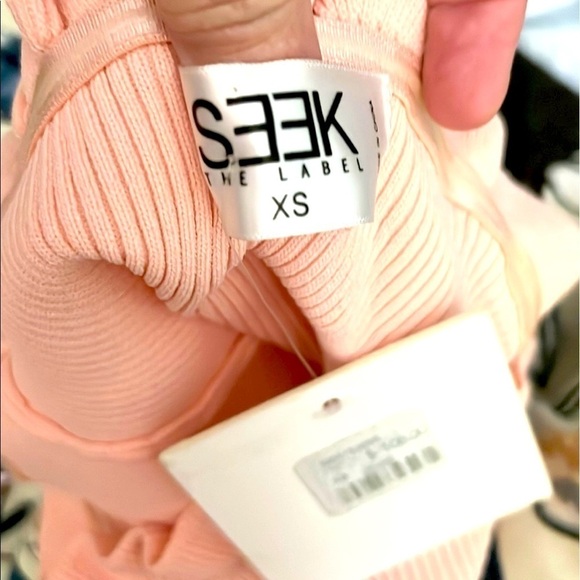 NWT,Seek the Label,Sof Pink,Ribbed Top, Lightly Ruffled Edging,Stunning,Size XS - Picture 12 of 16